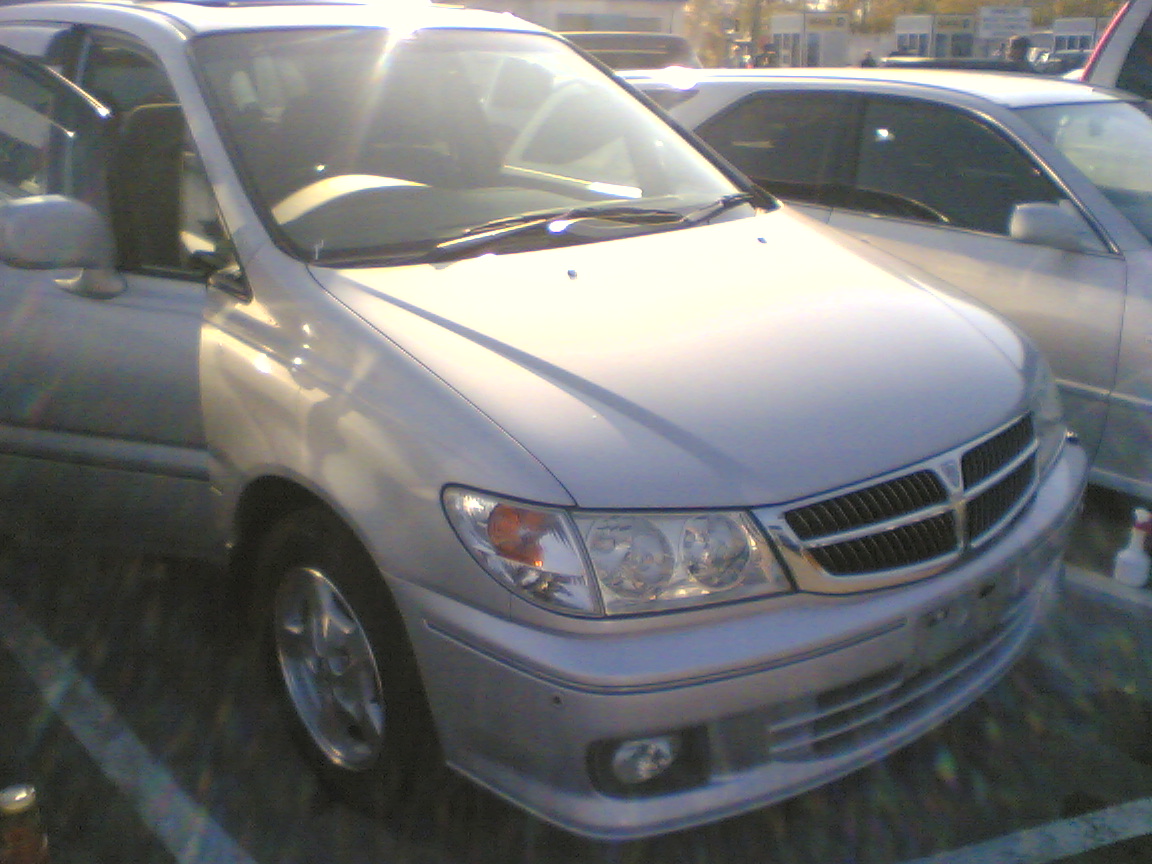 2000 Nissan Presage