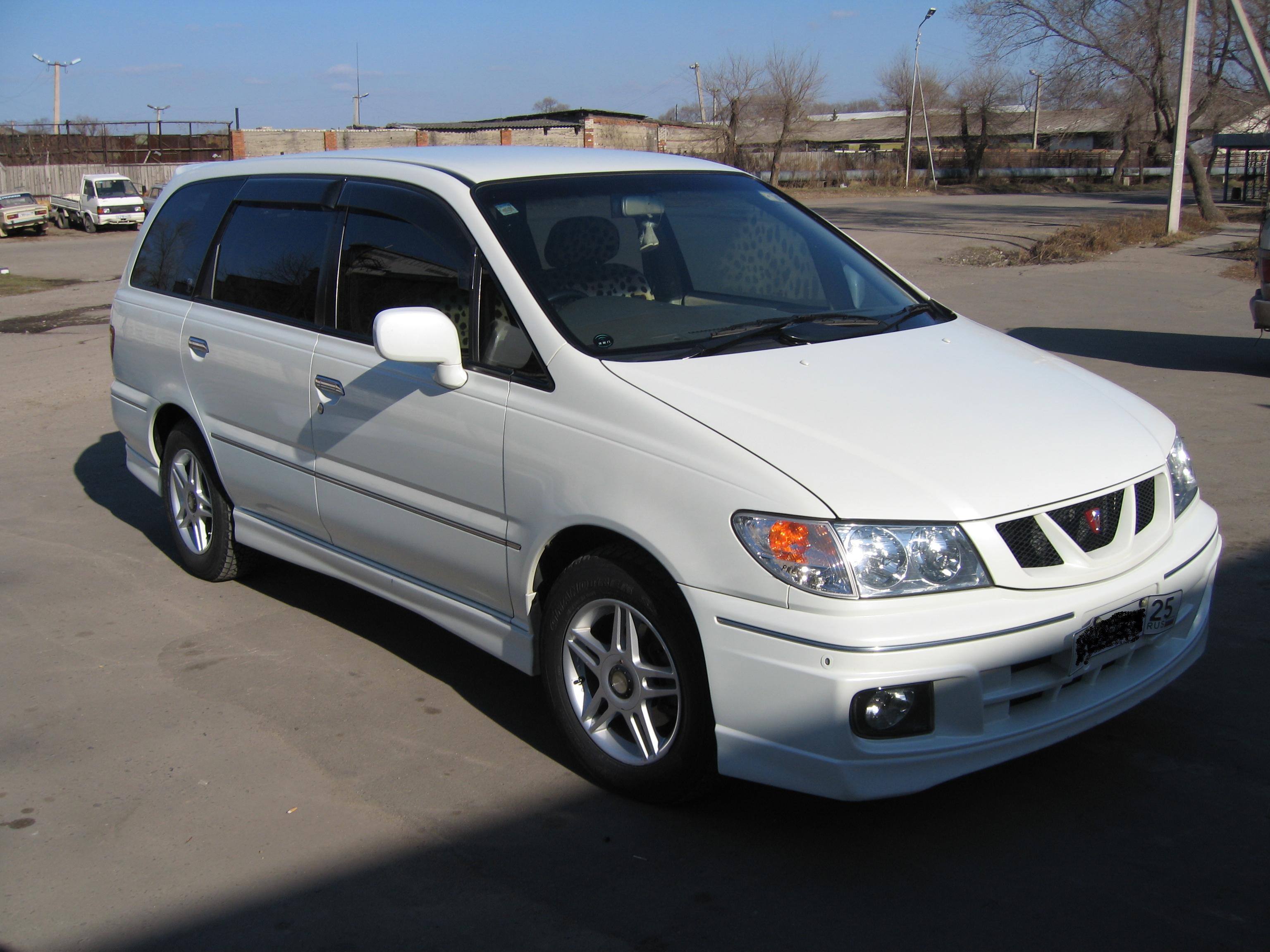 2000 Nissan Presage