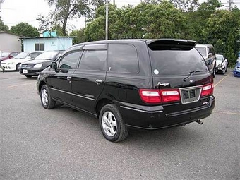 2000 Nissan Presage