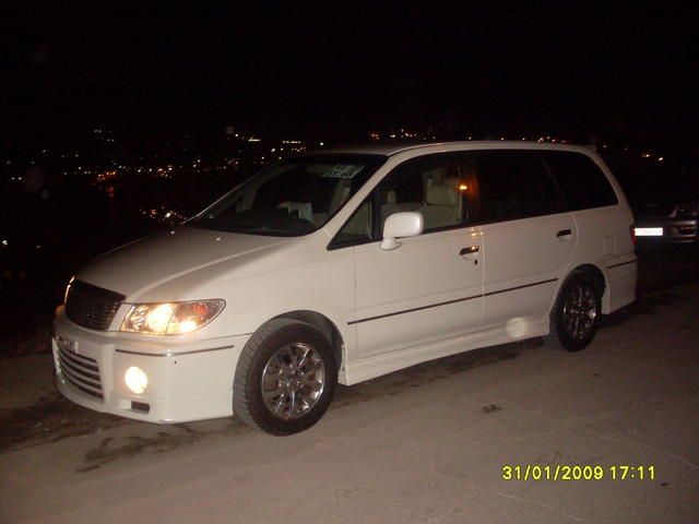 2000 Nissan Presage