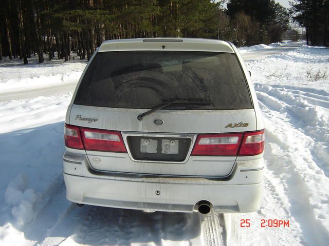 2000 Nissan Presage