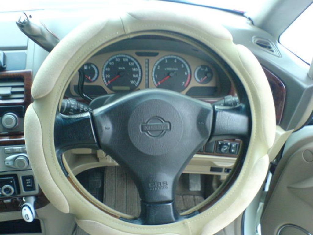2000 Nissan Presage