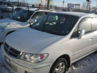 2000 Nissan Presage