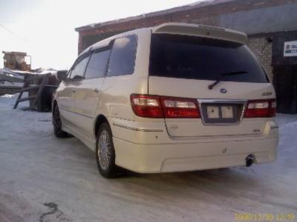 2000 Nissan Presage