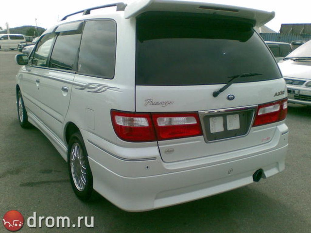 2000 Nissan Presage