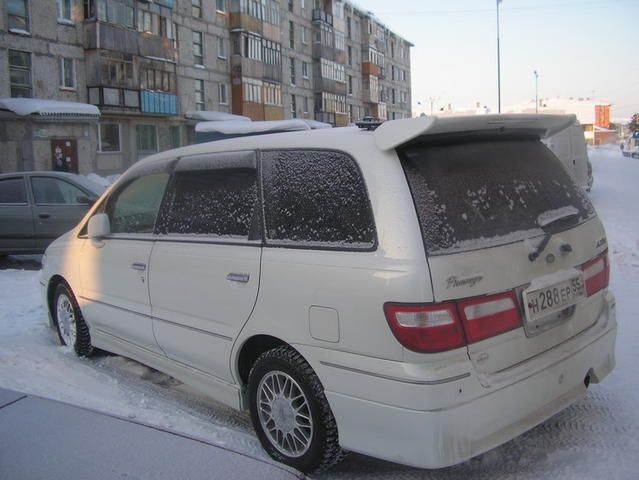 2000 Nissan Presage