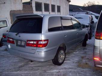 2000 Nissan Presage