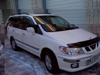 2000 Nissan Presage