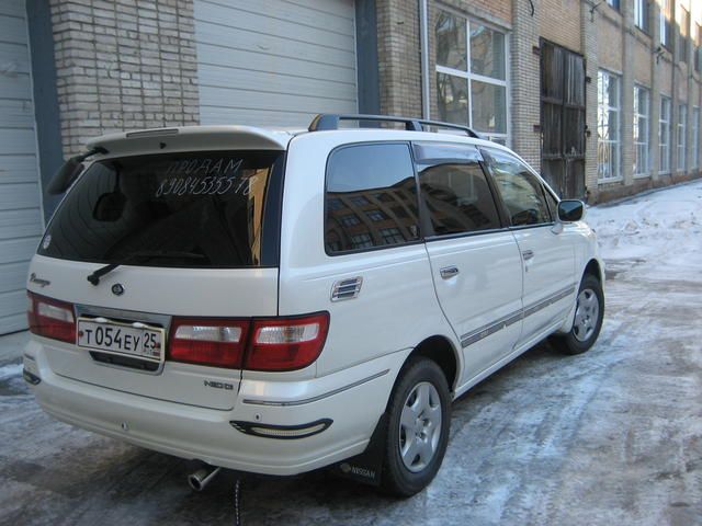 2000 Nissan Presage