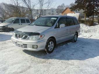 2000 Nissan Presage Pictures