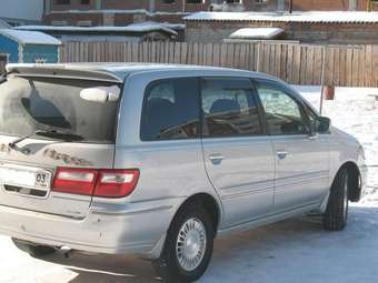 2000 Nissan Presage Photos
