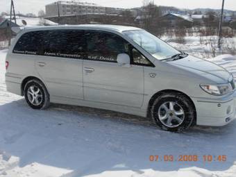 2000 Nissan Presage Photos