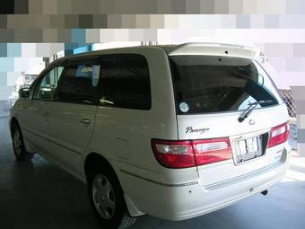 2000 Nissan Presage Pictures