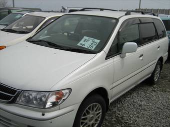 2000 Nissan Presage Photos