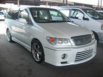 2000 Nissan Presage Pictures