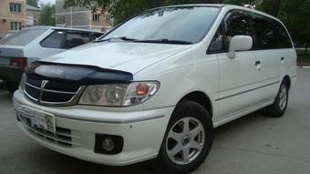 2000 Nissan Presage Pictures