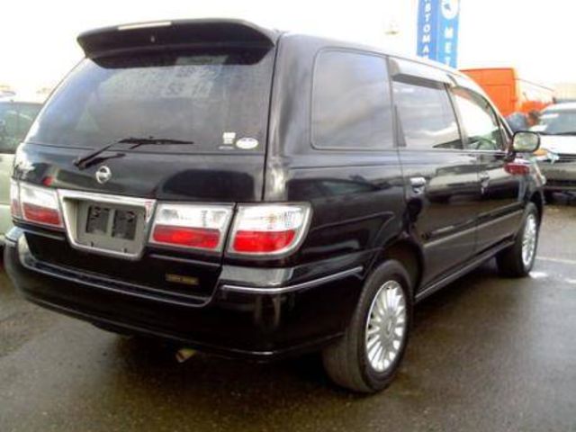 2001 Nissan Presage