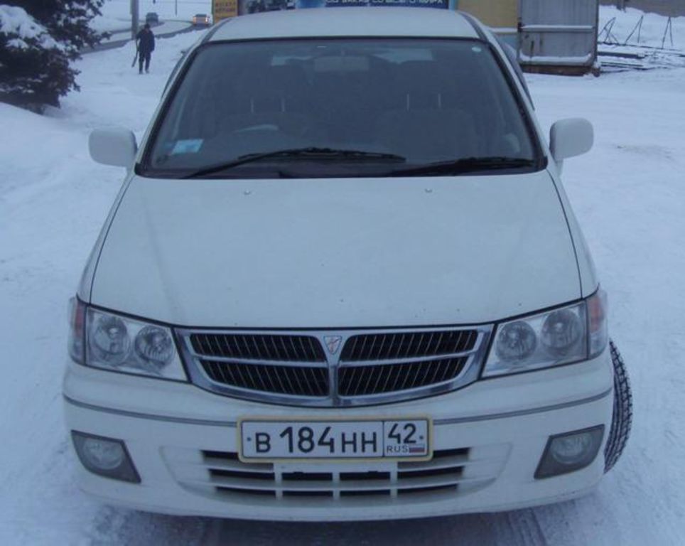 2001 Nissan Presage