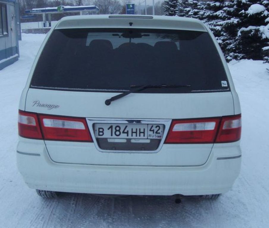 2001 Nissan Presage