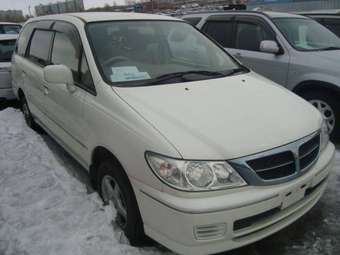 2001 Nissan Presage