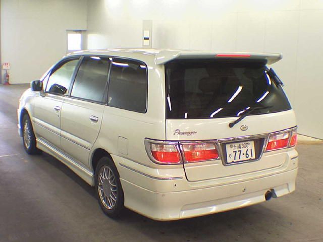 2001 Nissan Presage