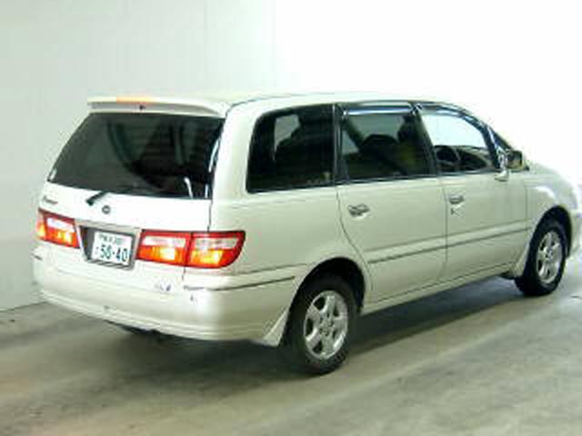 2001 Nissan Presage Pictures