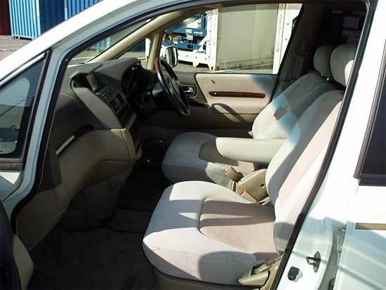 2001 Nissan Presage Pictures