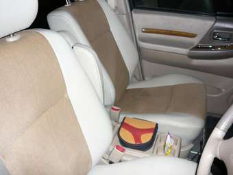2001 Nissan Presage Photos