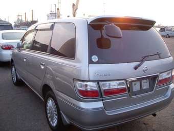 2001 Nissan Presage Images