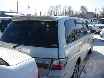 2001 Nissan Presage Pictures