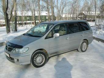 2001 Nissan Presage Photos