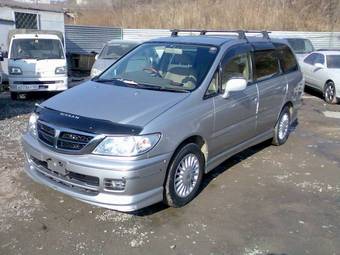 2001 Nissan Presage Photos