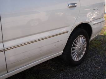 2001 Nissan Presage Pics