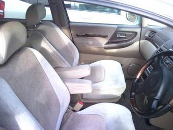 2001 Nissan Presage Photos