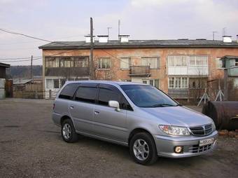2001 Nissan Presage Photos