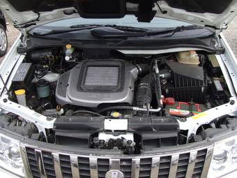 2001 Nissan Presage Photos