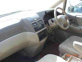 2001 Nissan Presage Photos