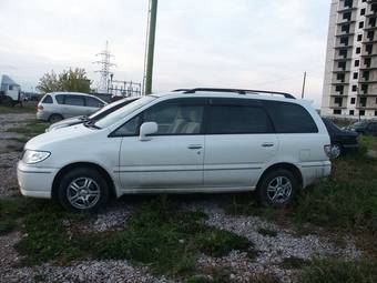 2001 Nissan Presage Photos