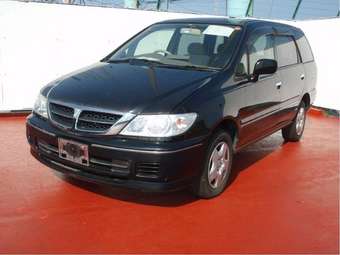 2002 Nissan Presage