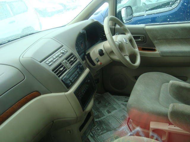 2002 Nissan Presage