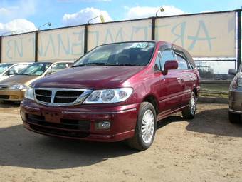 2002 Nissan Presage Pictures