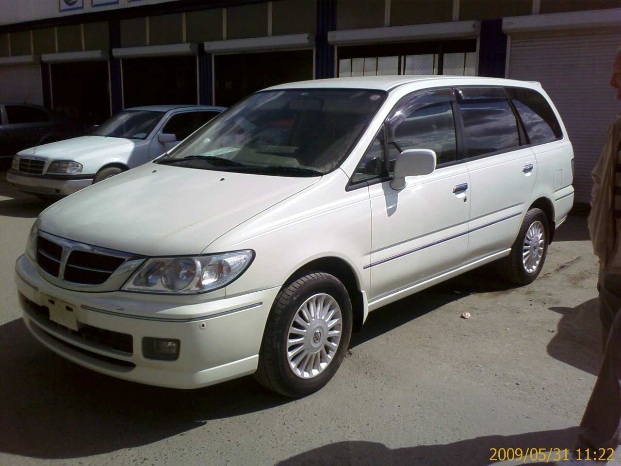 Nissan presage википедия