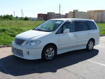 2002 Nissan Presage Pictures