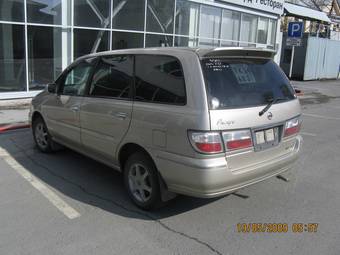 2002 Nissan Presage Photos