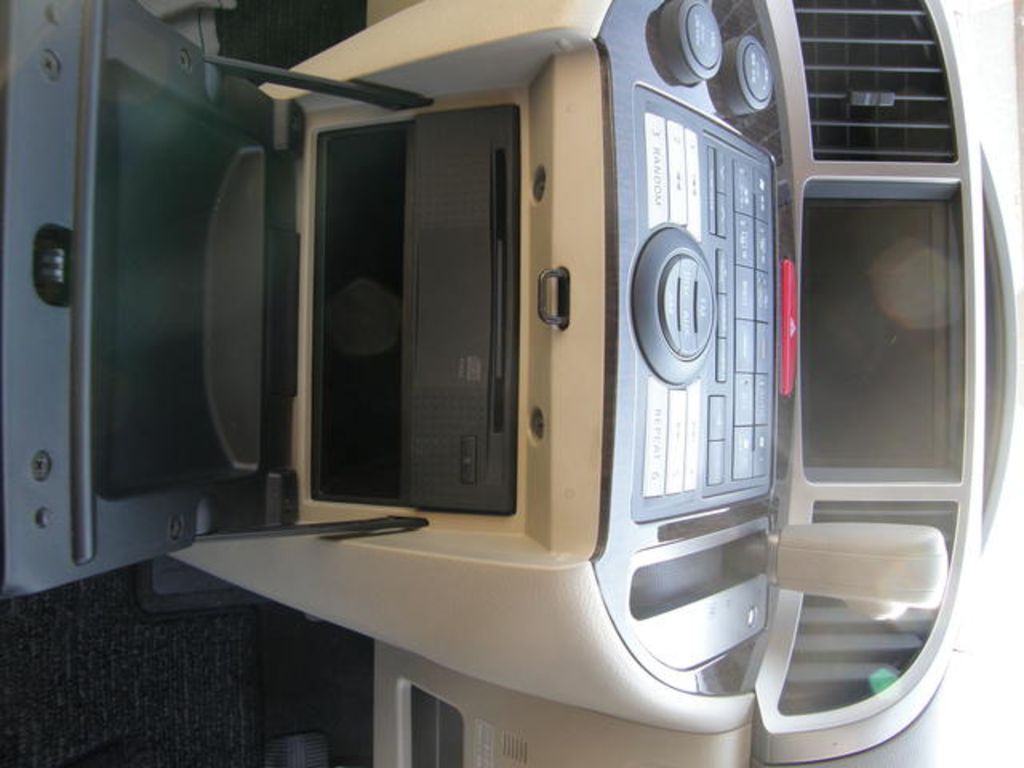 2003 Nissan Presage