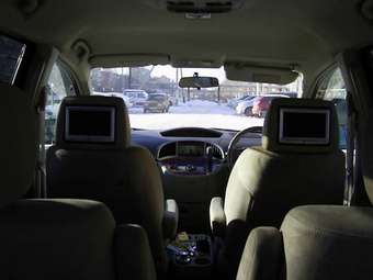 2003 Nissan Presage Pics