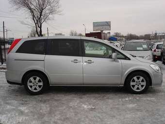 2003 Nissan Presage Photos