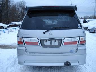 2003 Nissan Presage Photos