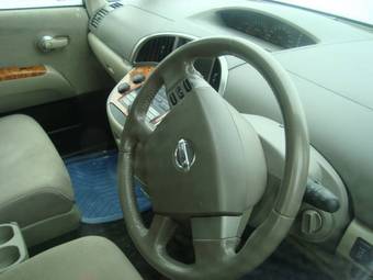 2003 Nissan Presage Photos