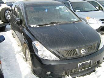 2003 Nissan Presage Images
